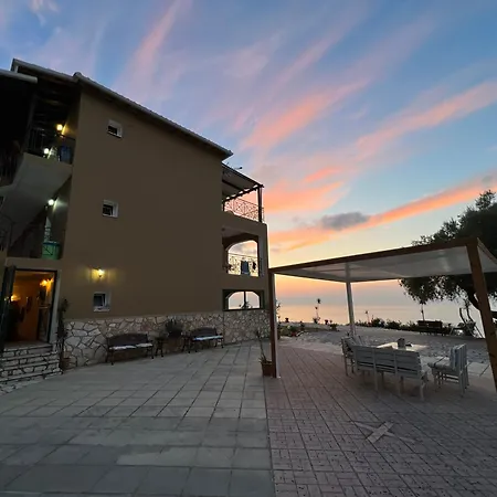 La Casa D' Irene (Adults Only)-3